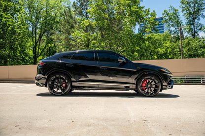 Lamborghini Urus Black