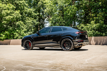Lamborghini Urus Black