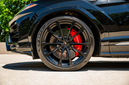 Lamborghini Urus Black