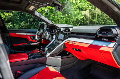 Lamborghini Urus Black