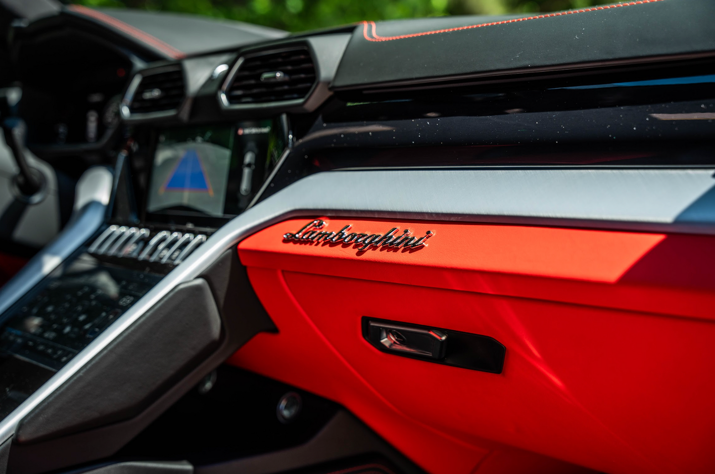 Lamborghini Urus Black