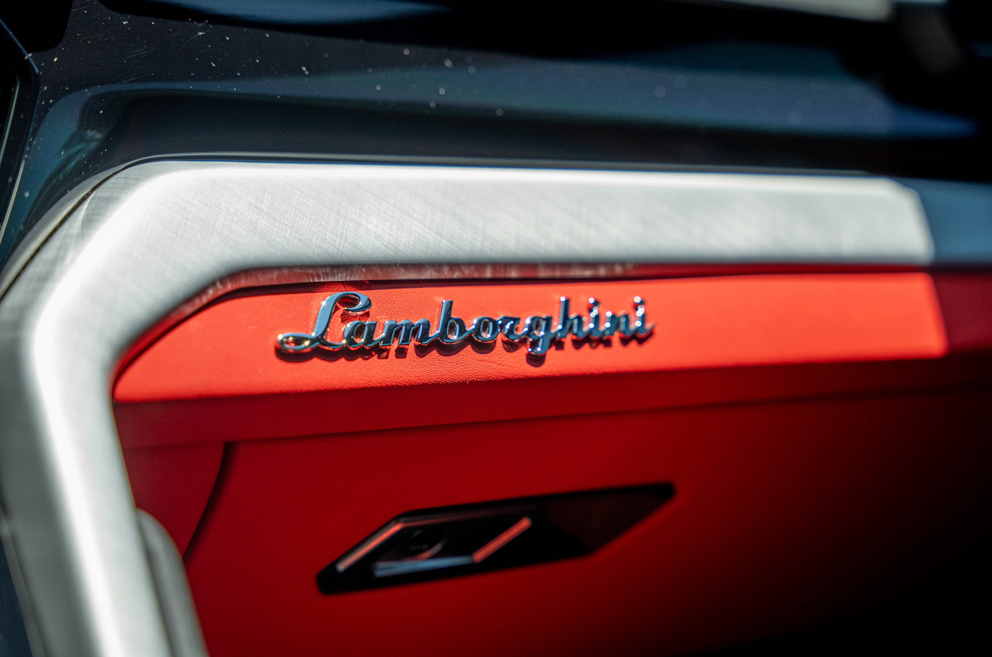 Lamborghini Urus Black