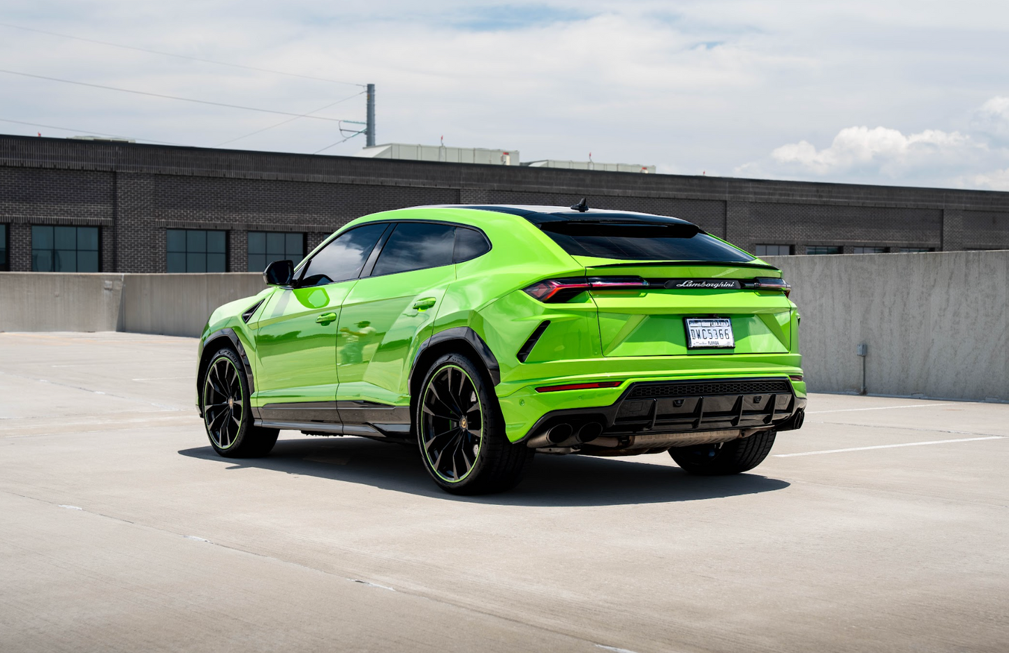 Lamborghini Urus Green